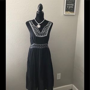 Cassee’s Women’s Dress Sleeveless V-Neck Sz Large